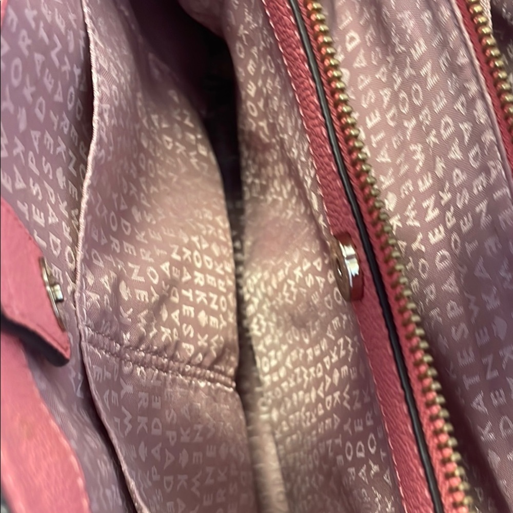Kate Spade Coral Pink Evangeline Satchel with Structured Elegance - Picture 6 of 16